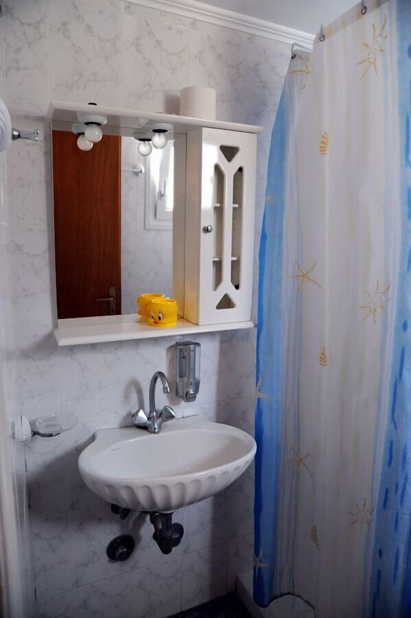 Anna Zisimos Hotel Adamantas  Bagian luar foto