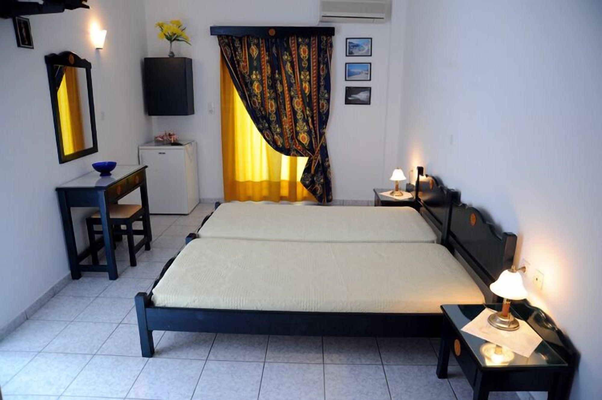 Anna Zisimos Hotel Adamantas  Bagian luar foto