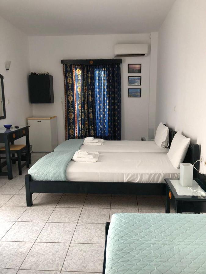 Anna Zisimos Hotel Adamantas  Bagian luar foto