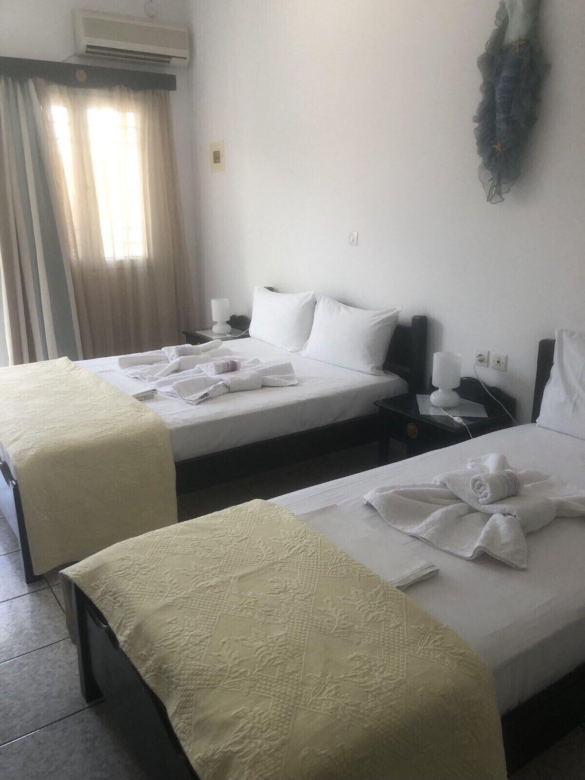 Anna Zisimos Hotel Adamantas  Bagian luar foto