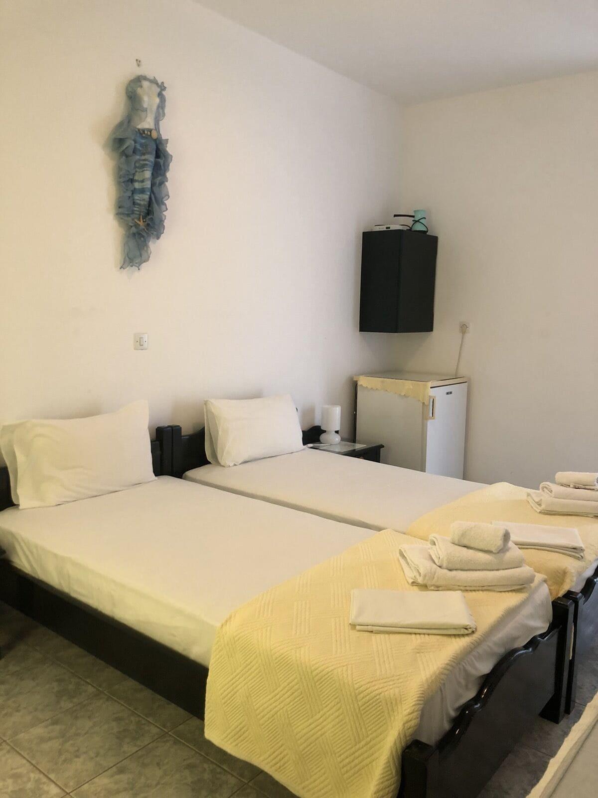 Anna Zisimos Hotel Adamantas  Bagian luar foto