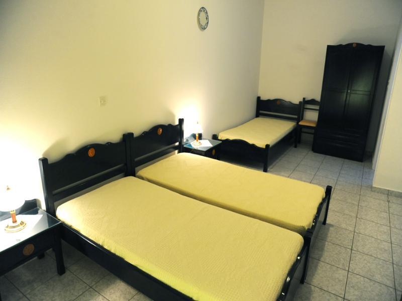 Anna Zisimos Hotel Adamantas  Bagian luar foto